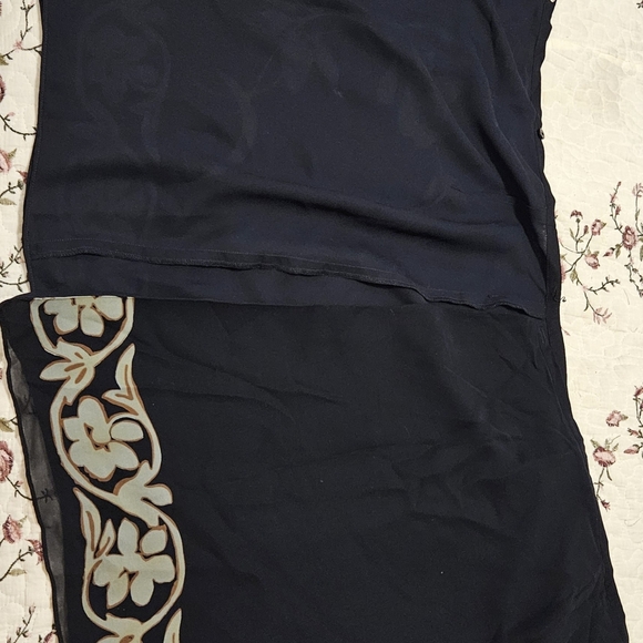 Skirt - Picture 2 of 3